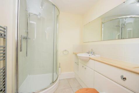 Shower Room.jpg