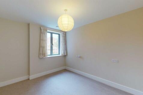 Bedroom 2.jpg