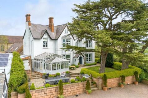 0693WollastonLodge-02.jpg