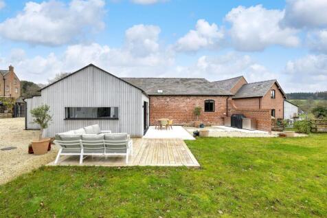 0930RevisitSwallowCottage-01.jpg