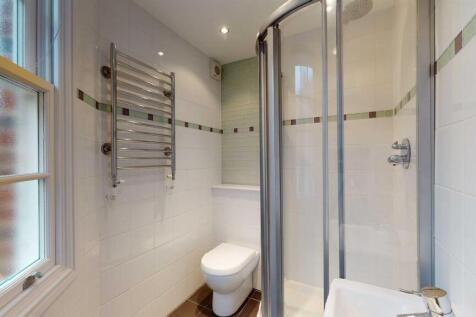 Shower Room.jpg