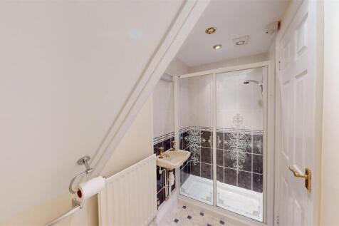 Lower House, Westbury Bedroom Three Ensuite.jpg