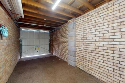 Brookfield 24 Garage.jpg