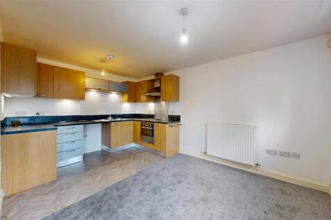 Priors Court Flat 3 Kitchen.jpg