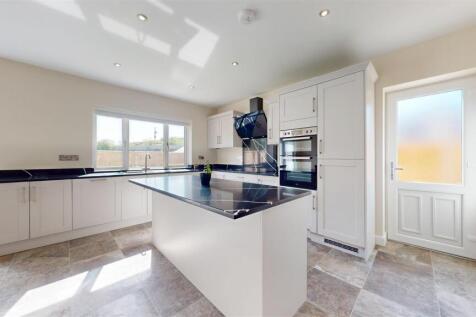 Stoney Acres 2 Kitchen.jpg