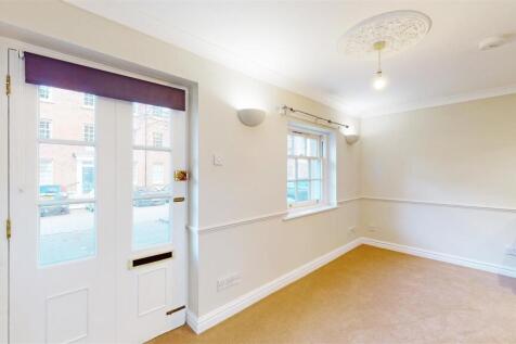 Upper Blackfriars 3 Living Dining Room.jpg
