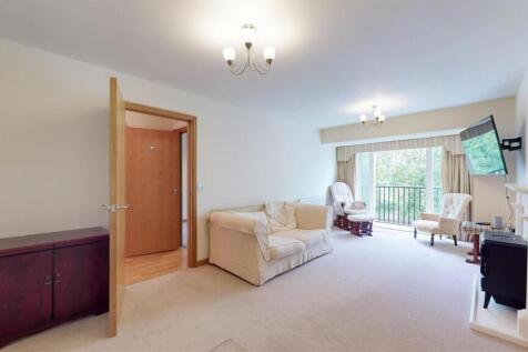 Chester Street 15a, Living Room.jpg