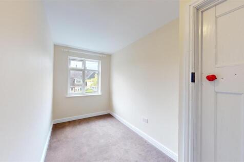 Oakfield Road 50 Bedroom Three.jpg