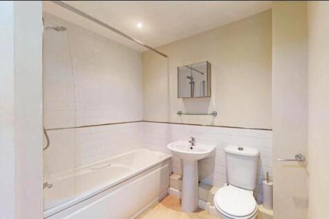 Bathroom.jpg