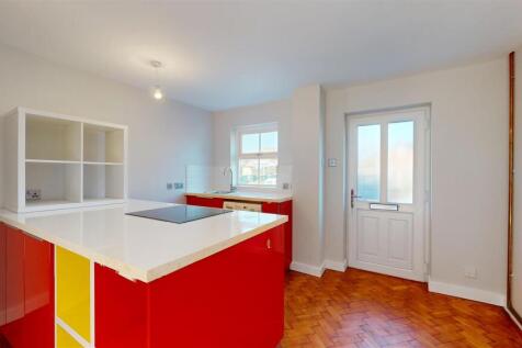 Northumberland Place 6 Kitchen.jpg
