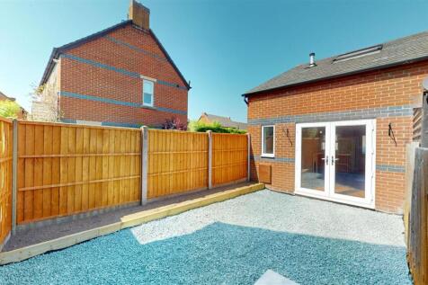 Northumberland Place 6 Garden.jpg