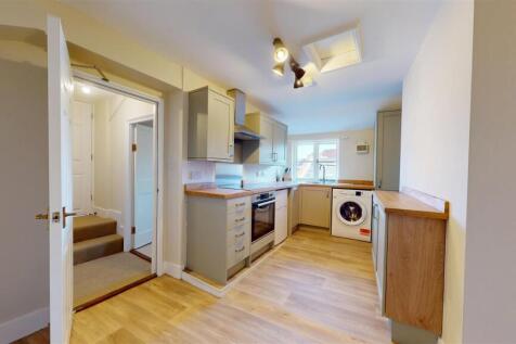 Market Street 4-5 Flat 6 Kitchen.jpg