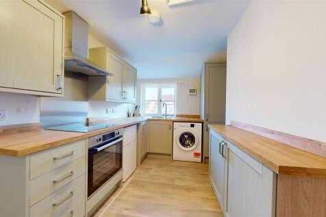 Market Street 4-5 Flat 6 Kitchen 2.jpg