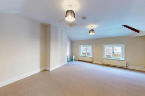 Market Street 4-5 Flat 6 Living room 2.jpg