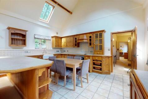 Netley Old Hall Farm Wrekin Barn Kitchen.jpg