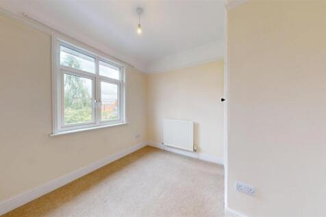 Hafren Road 24 Bedroom Three.jpg