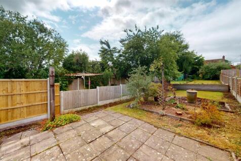 Weir Road 3 Garden.jpg