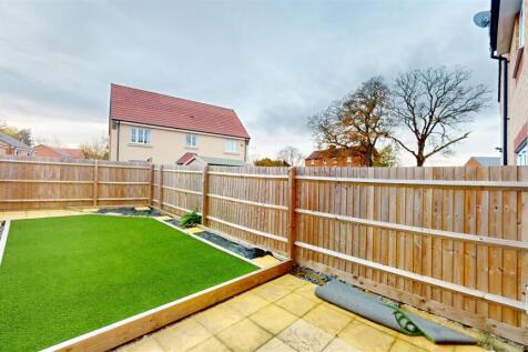 Gardeners Place 105 Rear Garden 2023.jpg
