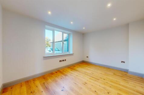 King Edwards Fields 5 Family Room.jpg