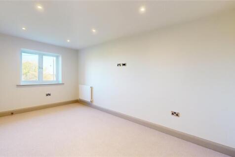 King Edwards Fields 5 Bedroom Four.jpg