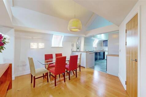 Theatre Royal 21 Dining Area.jpg