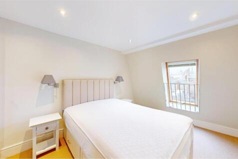 Theatre Royal 21 Bedroom Two.jpg