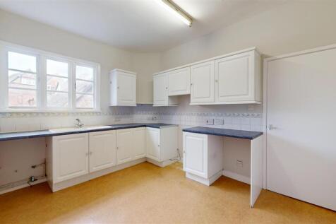 Wyle Cop 6-7, Flat 2 Kitchen .jpg