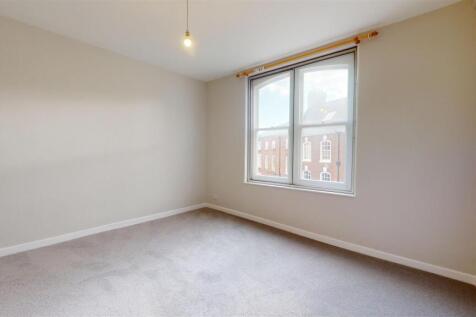 Wyle Cop 6-7, Flat 2 Bedroom One 2.jpg
