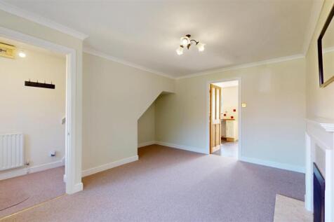 Watchcote 5 Living Room.jpg