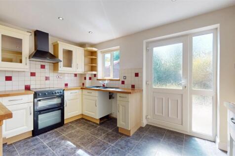 Watchcote 5 Kitchen 2.jpg