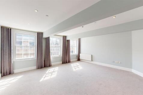 Robinson House Apartment 6 Living Room.jpg