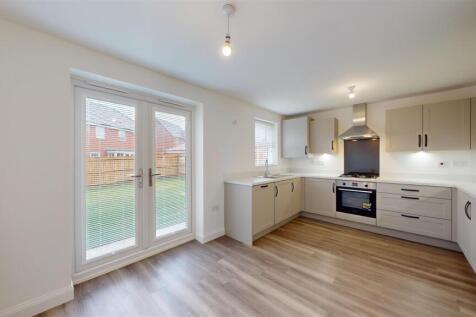 Morris Grove 38 Kitchen Dining Area.jpg