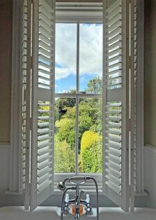 Bath Window.jpg