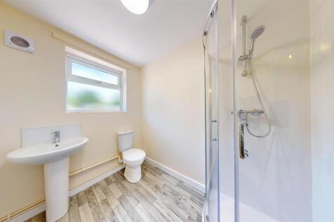Broad Oak Cottage 6 Bathroom.jpg