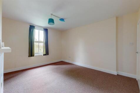 Underdale road 33b Bedroom.jpg