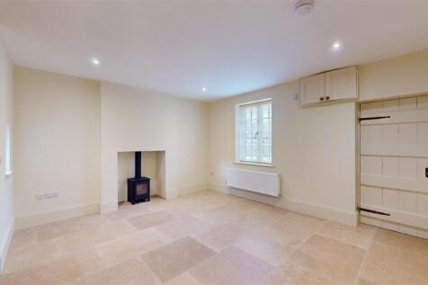 Shrewsbury Road, 129 Shawbury Dining Room.jpg