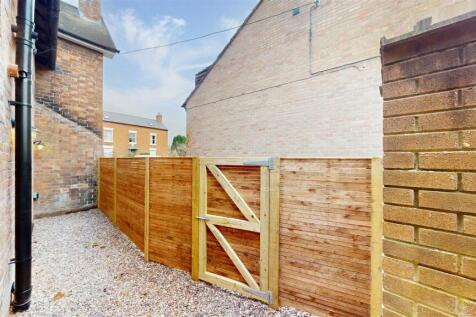 Shrewsbury Road, 129 Shawbury Rear Courtyard 2023.