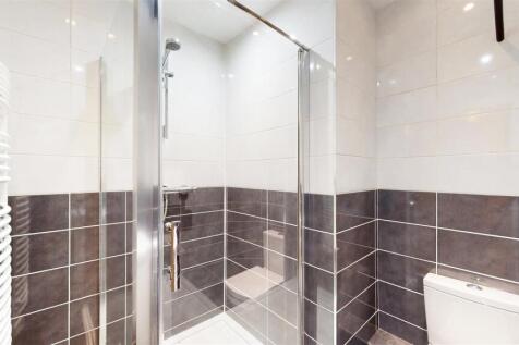 Castle Street 41b Shower Room.jpg