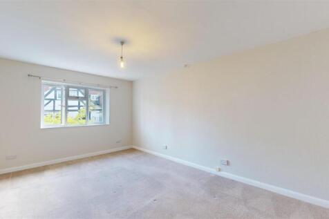 6 Claremont Place, Bedroom.jpg
