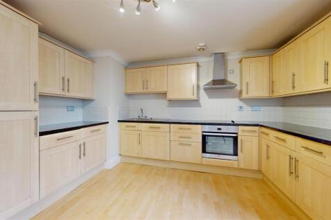 School Gardens 2, Flat 2 Kitchen.jpg