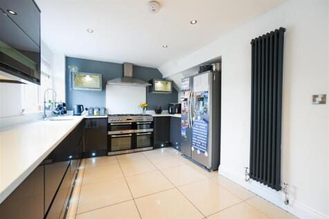 Kitchen 4.jpg