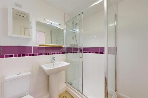 The Old Meadow 36 Bathroom.jpg