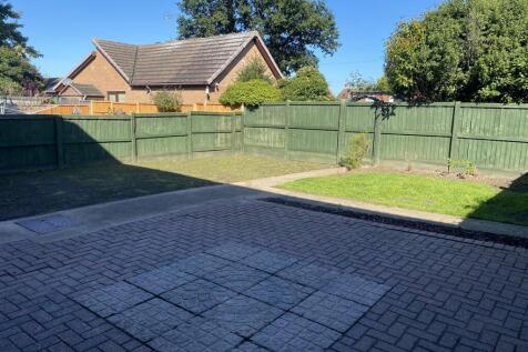 Greenwood Close 4, Garden.jpeg
