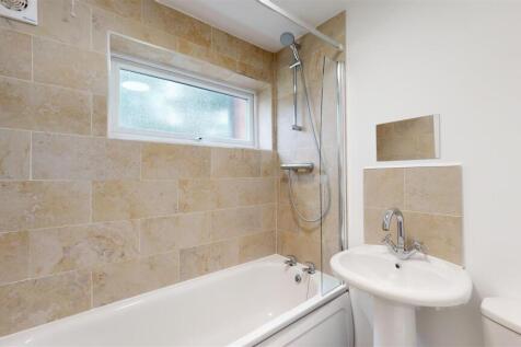 21 New Street, Bathroom.jpg
