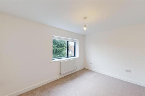 9-Hunters-Court-Mountfields-10182023_223658.jpg