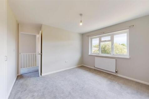 Shorncliffe Drive 24 Bedroom One.jpg