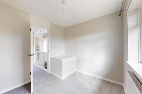 Shorncliffe Drive 24 Bedroom Three.jpg