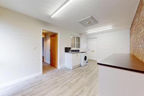 Willow Court 1 Utility.jpg