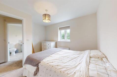 Atherton Rise 40 Bedroom Two 2.jpg