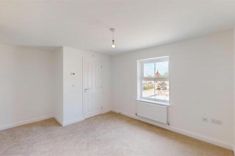 48 Bligny Crescent, Master Bedroom.jpg
